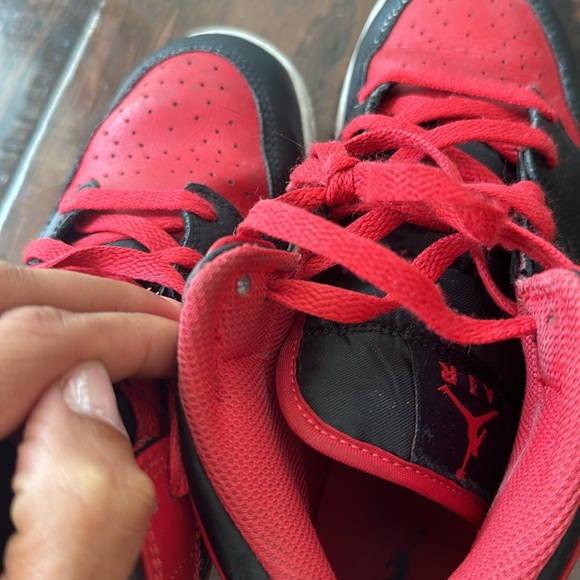 Air Jordan Mid 1 - Picture 5 of 10